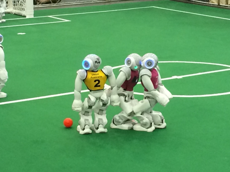 “高大上”的机器人世界杯RoboCup也能如此“接地气”3