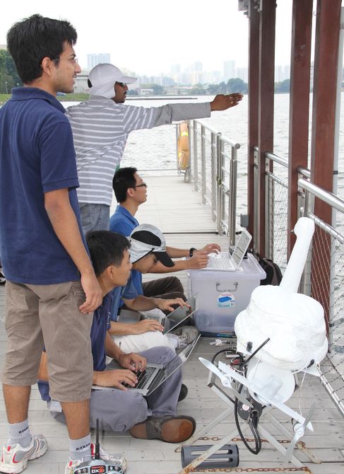 智能机器天鹅用于水质监测，内置GPS导航系统3