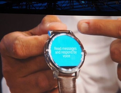 Intel携手时尚手表品牌FOSSIL，布局智能手表领域