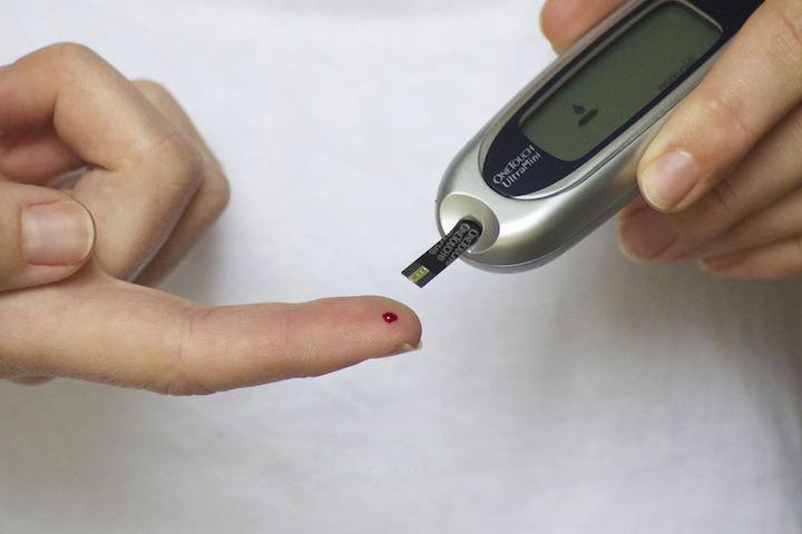 Diabeto智能血糖仪,糖尿病患者的贴心管家2