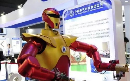 中国研制出首个太空机器人，秒杀变形金刚