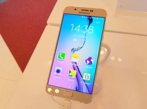 2016版Galaxy A8曝光：超薄机身+超窄边框1