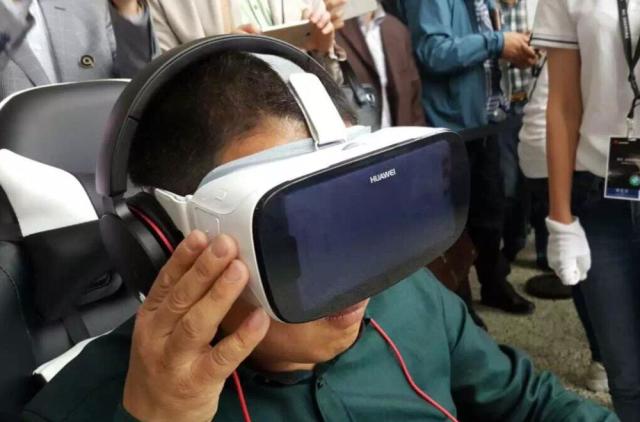 攻城掠地的号角吹响！华为正式推出首款VR眼镜