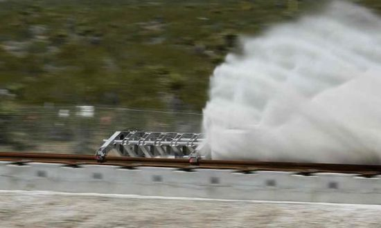 超级高铁Hyperloop户外首测完成，最高时速达640公里/小时