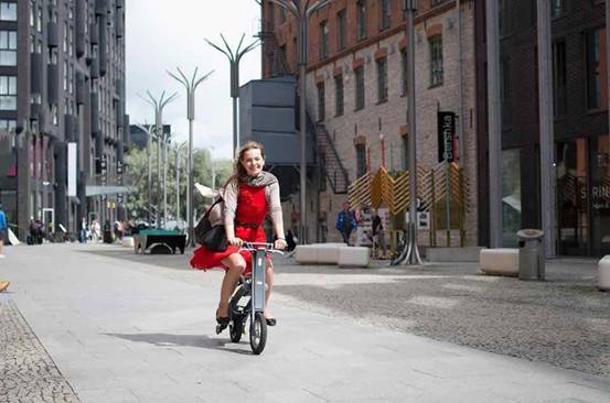 折叠智能电动单车Stigo：城市上班族们的优选交通工具