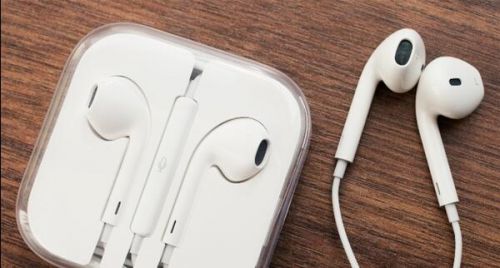 iPhone 7上市的当口，苹果的“秘密武器”无线耳机曝光了！