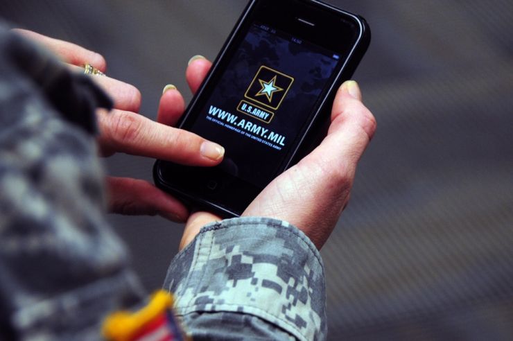 Android手机太卡！美军将统一更换iPhone 6s为新战术装备