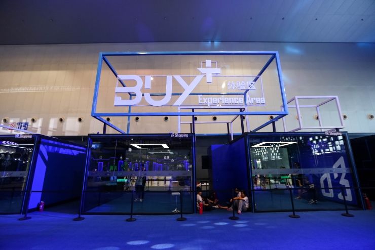 Buy+不够，京东来凑，VR和AR会颠覆零售业吗？