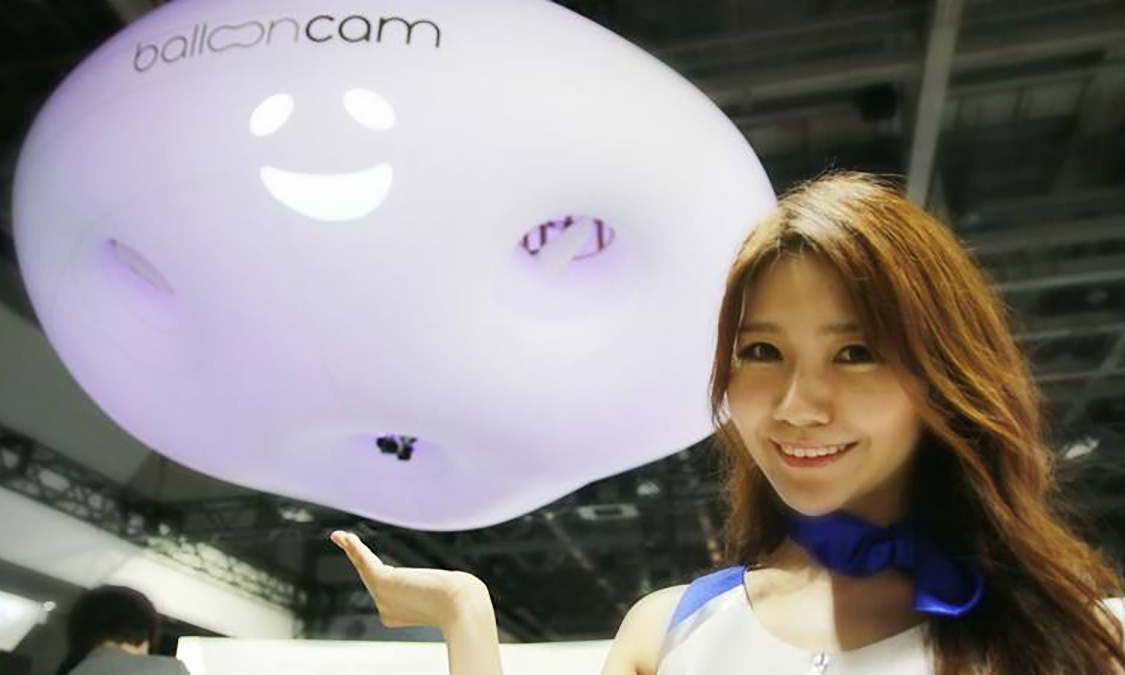松下全新无人机系统Ballooncam：巨型气球+四轴设计