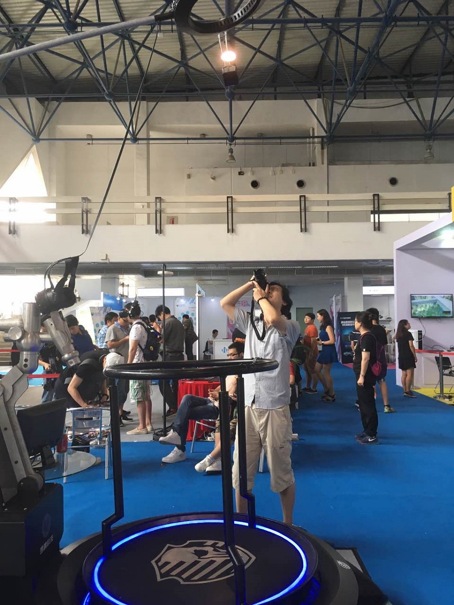 国威科技亮相VR China，反重力1号大受欢迎