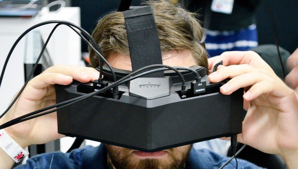 宏碁StarVR正式出货，目标是IMAX VR体验中心