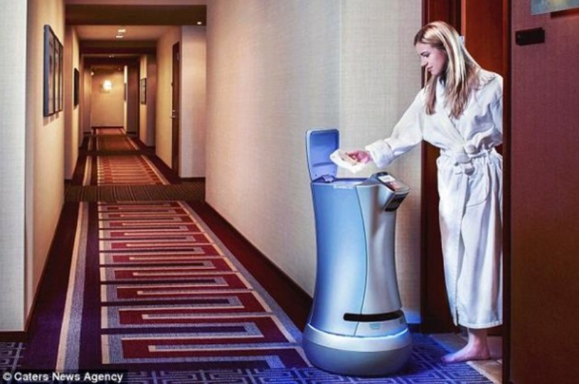 世界首个机器人管家入驻豪华公寓；受压力，乐视超级电视宣布涨价