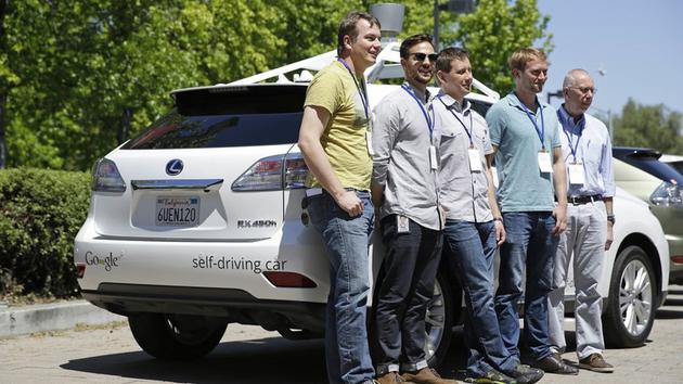 迟到的商业化，谷歌自动驾驶能迎头赶上吗？