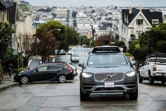 拒不承认违法？Uber就无人车上路问题与加州政府展开会谈
