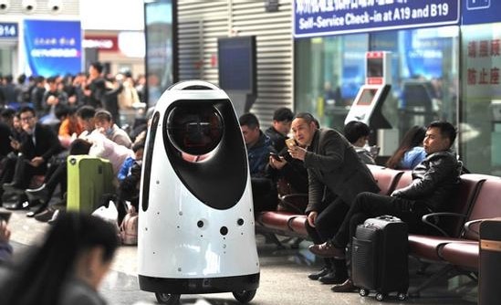 NBA推VR版“名人堂”；高铁站机器人巡警已上线