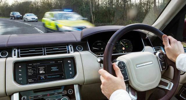为了保障乘客权益，英国专门发布了新的自动驾驶新的保险法规