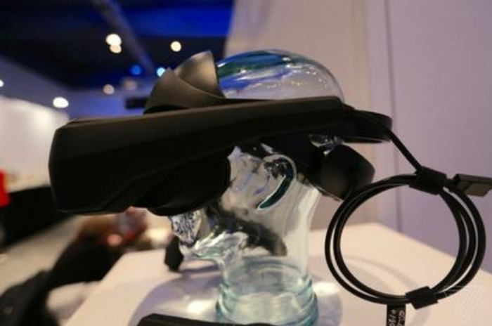 LG将大规模发布第二代VR开发包；科学家成功让神经网络学会搭讪