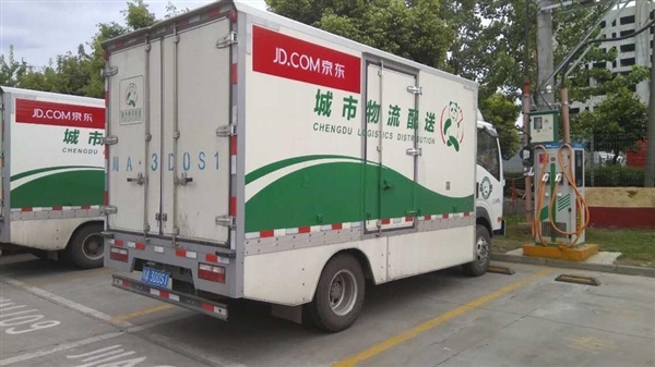 5年，刘强东要把京东物流的所有货车换成电动的