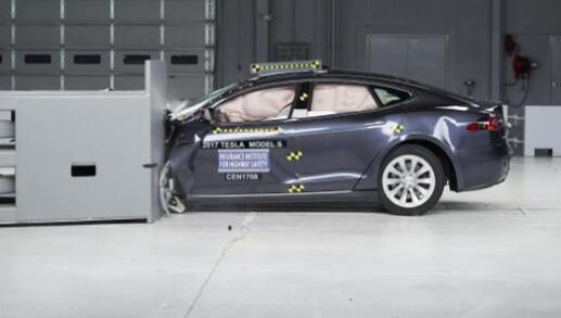 号称最安全的特斯拉Model S，却因一个安全带在测试中两次出现问题