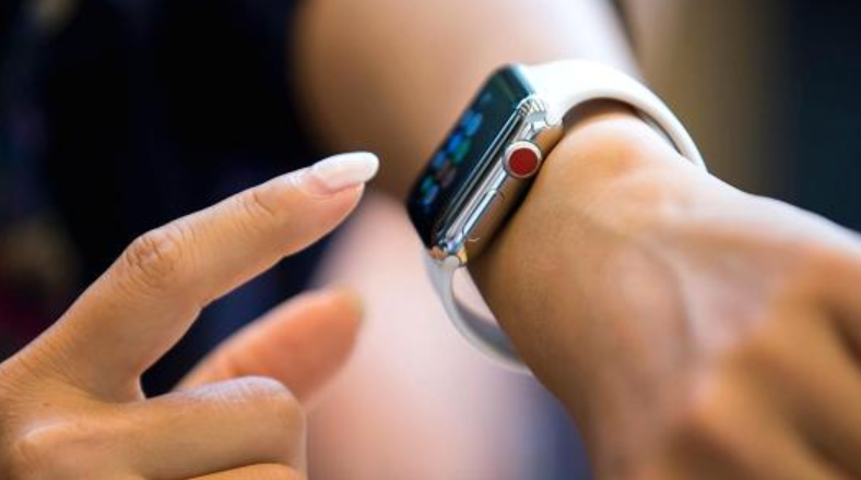 苹果推出GymKit软件，利用NFC让Watch获取跑步机上的数据