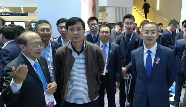 為什么通信企業(yè)都要主動(dòng)擁抱百度AI？