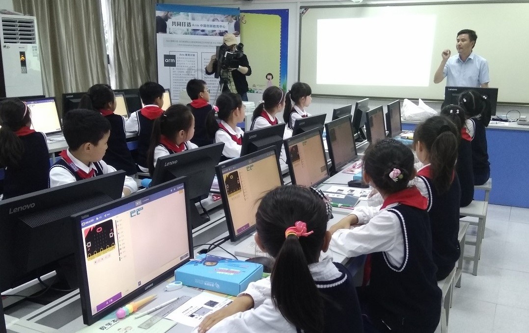 安芯教育联合Arm共推中小学STEAM“未来之芯”计划，南京站和上海站体验日活动成功举办