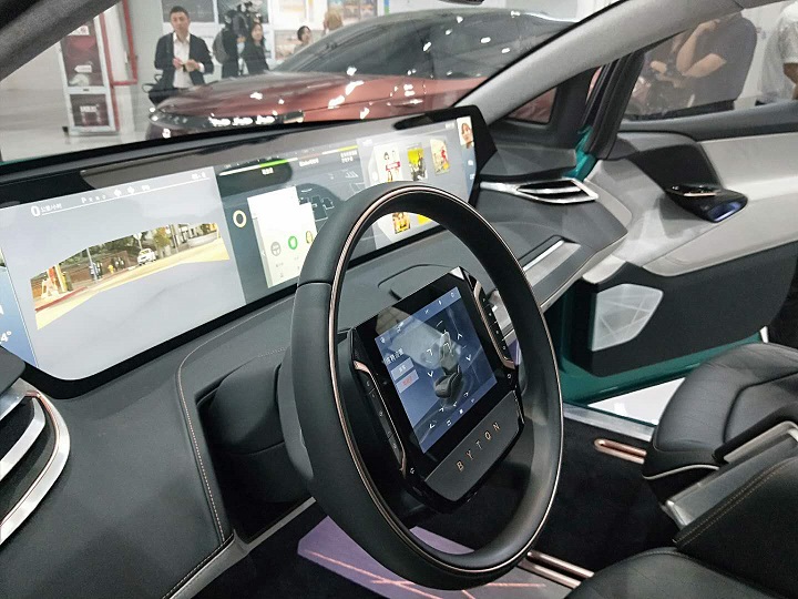 拜腾汽车全球总部落户南京开发区，现场展示首款产品样车BYTON Concept