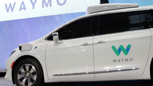 与沃尔玛等公司合作，Waymo为消费者提供无人驾驶乘车服务