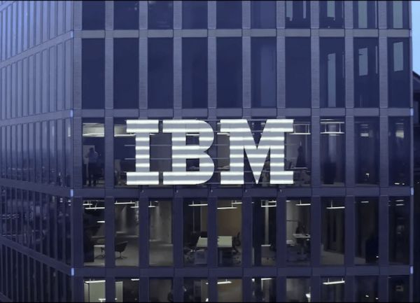 IBM斥340亿收购Red Hat，将其变成IBM混合云分布的一个部门