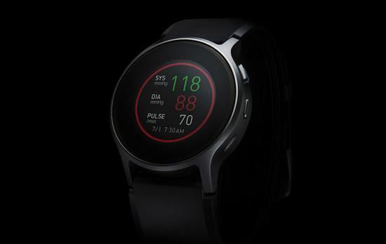 欧姆龙研发新型智能手表heartguide,可随时随地测量血压