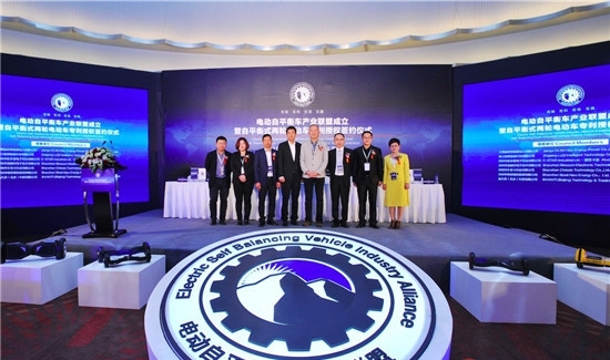 联盟秘书长 solowheel(亚太区)总裁石崇阳说:"在自平衡车这个细分领域